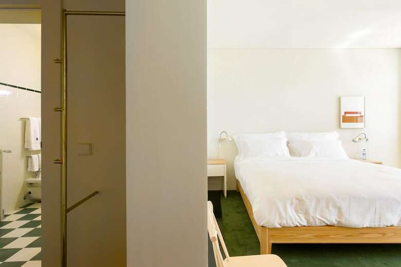 Bed & Breakfast Duas Portas Townhouse