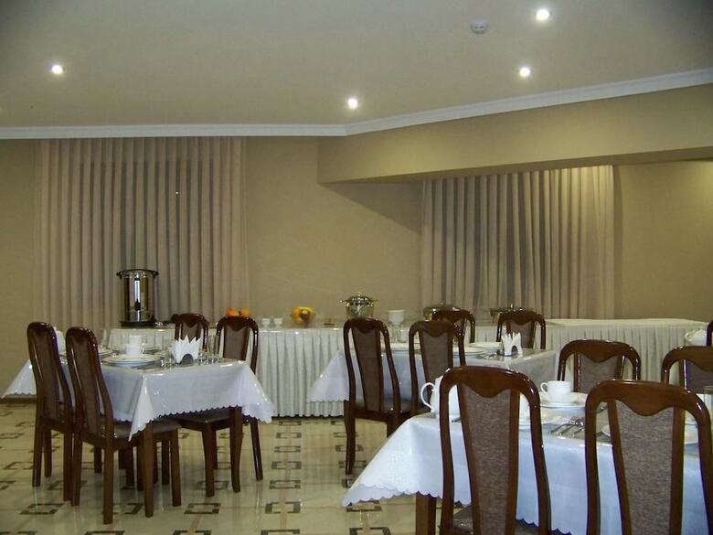 Sky Lux Hotel
