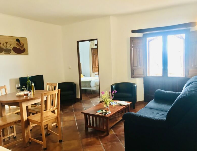 Aparthotel La Oveja Verde de La Alpujarra Apartamentos