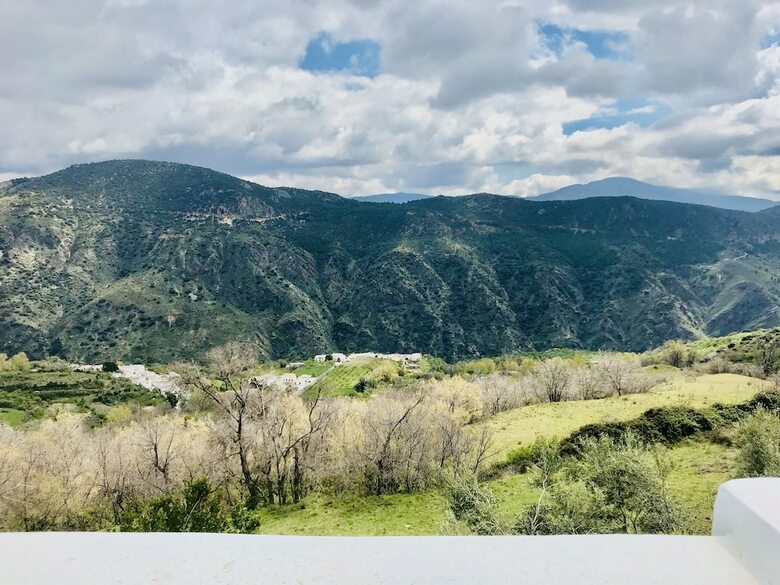 Aparthotel La Oveja Verde de La Alpujarra Apartamentos