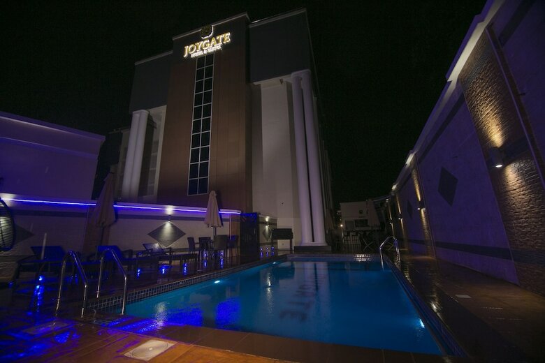 Joygate Hotel & Suites