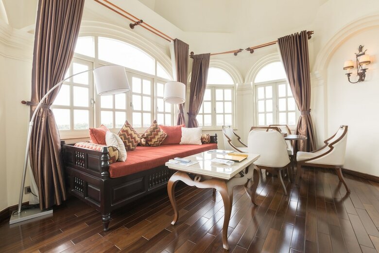 Hotel Villa Song Saigon