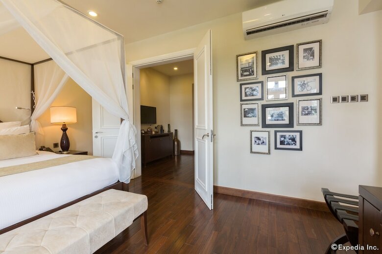 Hotel Villa Song Saigon