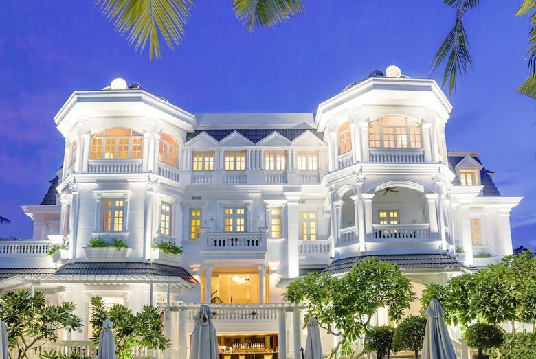 Hotel Villa Song Saigon