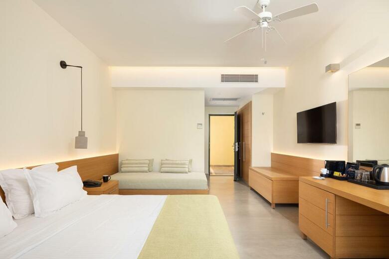 Hotel Apollo Palace