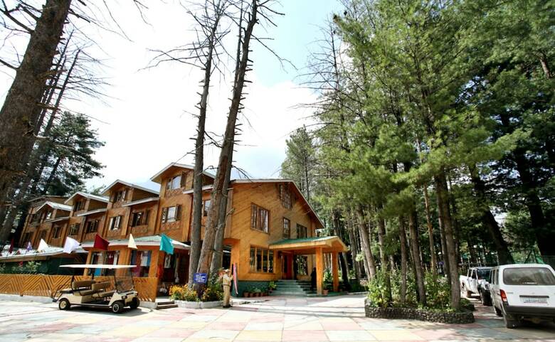 Hotel Grand Mumtaz Resorts