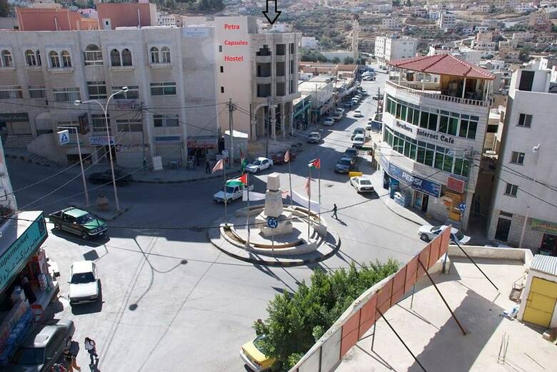 Petra Capsule Hostel