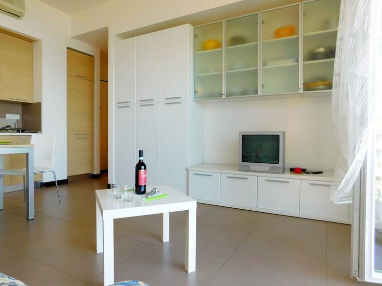 Apartamento Bilocale Con Favolosa Vista Mare