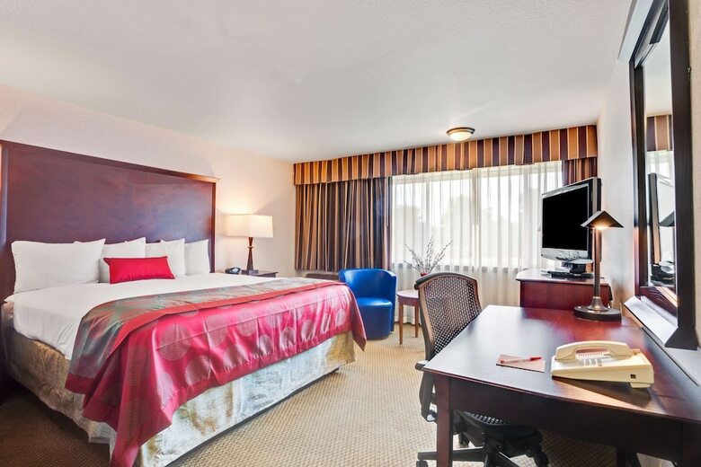Hotel Ramada By Wyndham Tukwila Southcenter