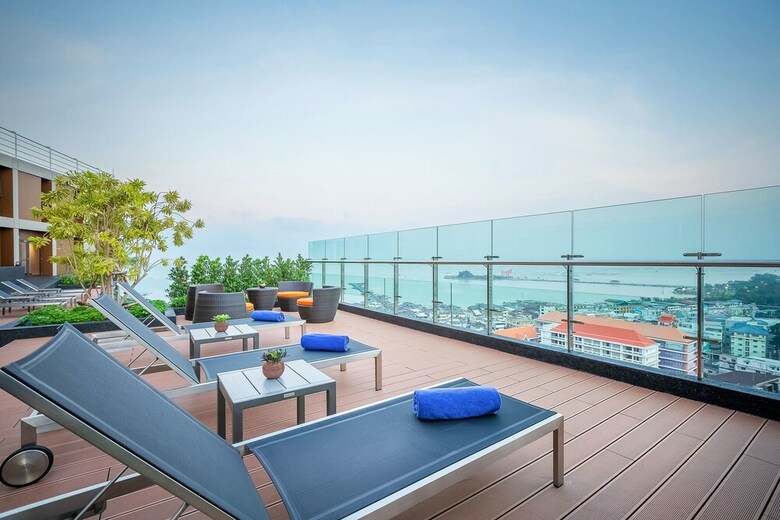 Aparthotel Somerset Harbourview Sri Racha