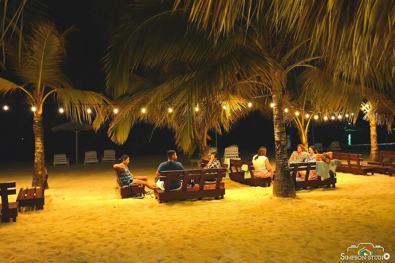 Arenas Beach Hotel