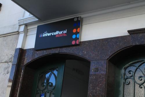 Hostal El Intercultural Hostel