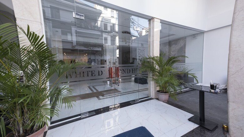 White Diamond Hotel