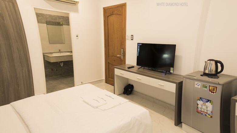 White Diamond Hotel