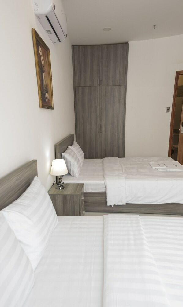 White Diamond Hotel