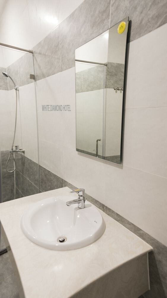 White Diamond Hotel