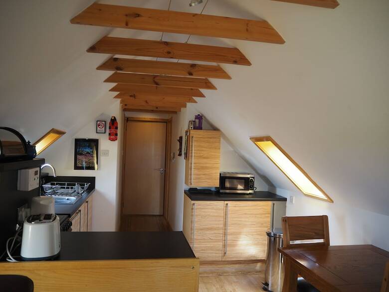 Decca Apartments