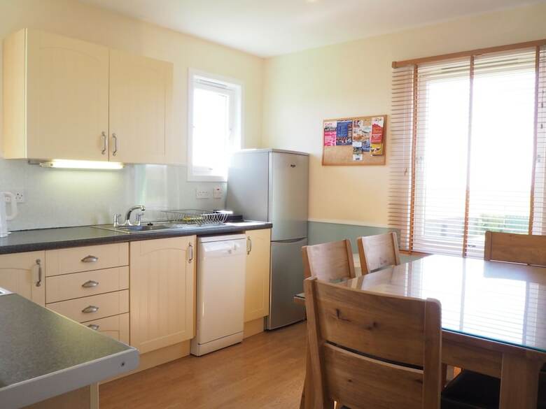 Decca Apartments