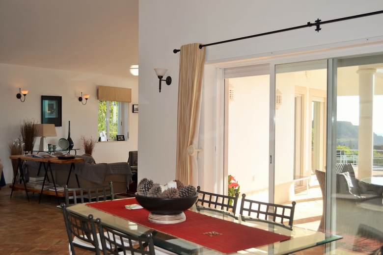 Apartamentos Rocha Negra