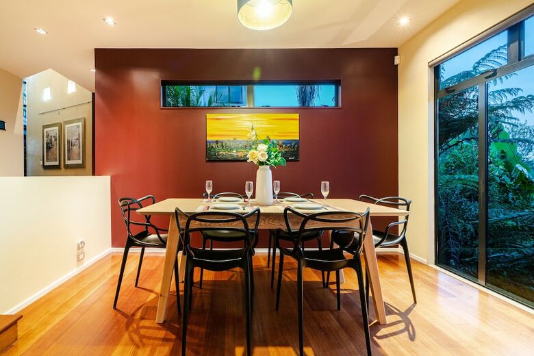 Northcote Point Amazing City View Villa
