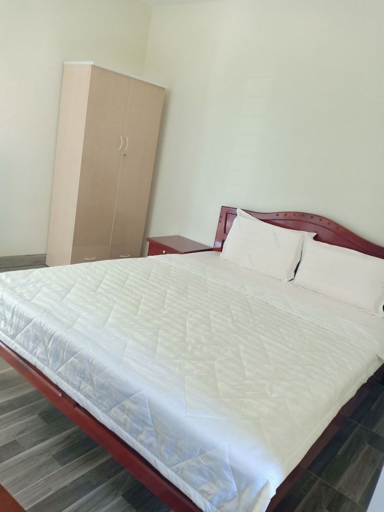 Hotel Khach San Quynh Phat