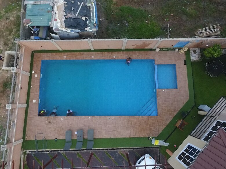 Plus 33 Hotel