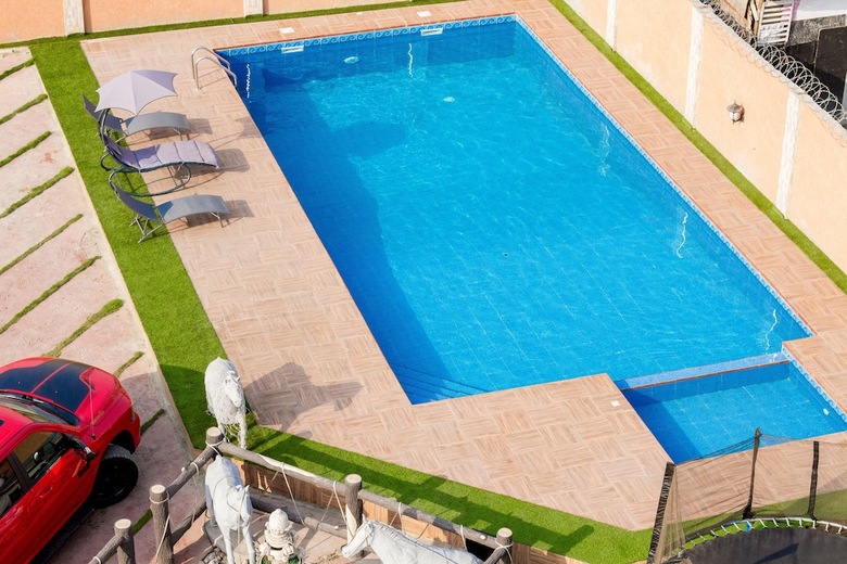 Plus 33 Hotel