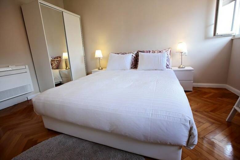 White Stone Apartment  Diocletian Palace