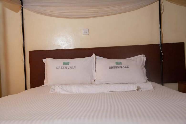 Greenvale Hotel