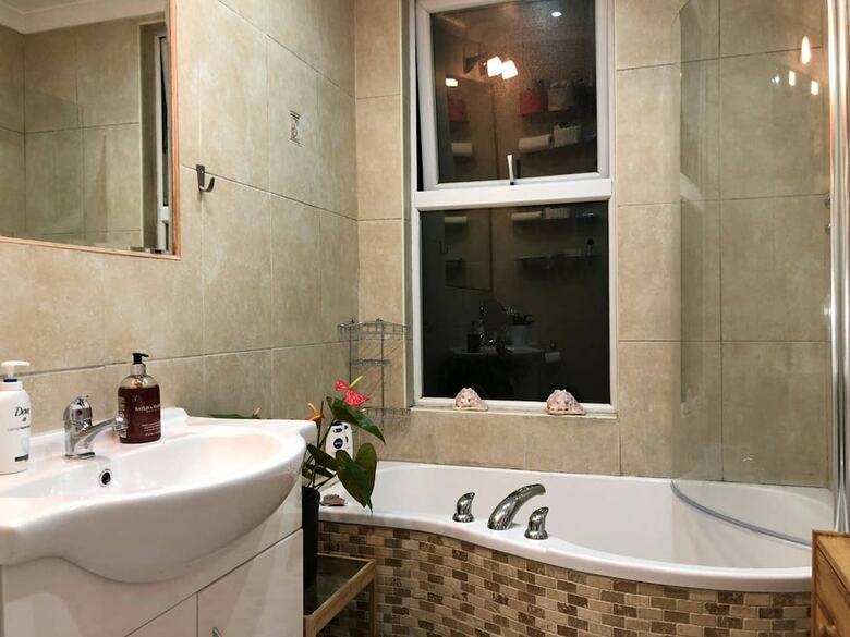 Hotel Double Bedroom Near Heathrow