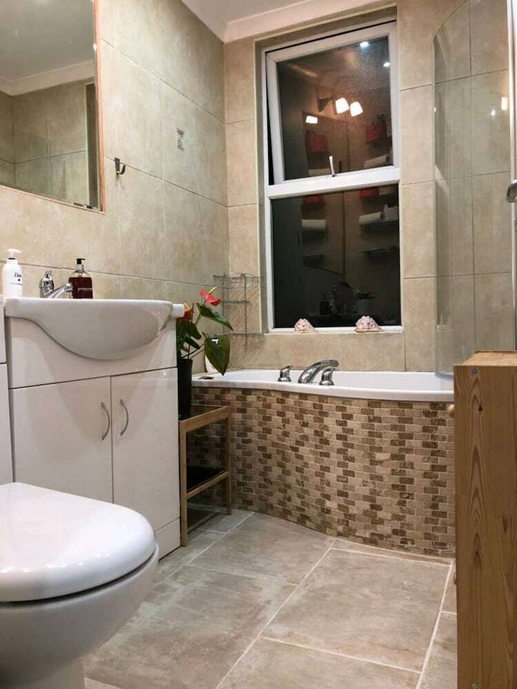 Hotel Double Bedroom Near Heathrow