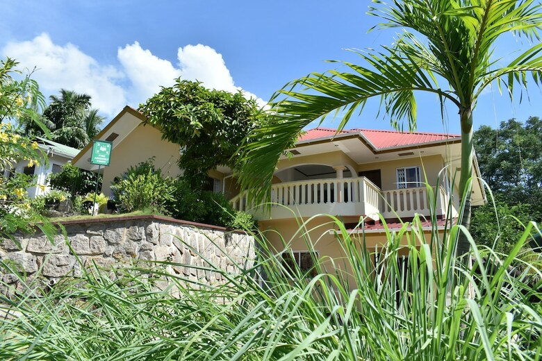 Aparthotel Zeph Selfcatering