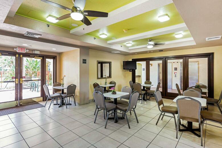 Hotel Quality Suites Deerfield Beach