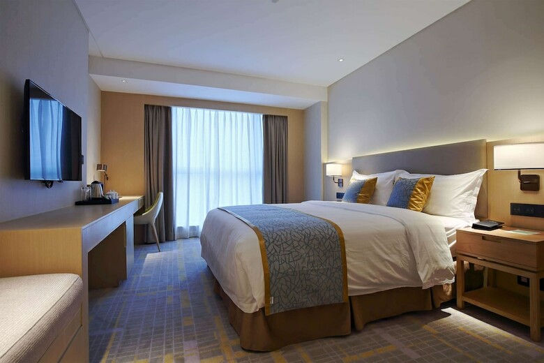 Hotel Howard Johnson By Wyndham Glory Plaza Chenghai