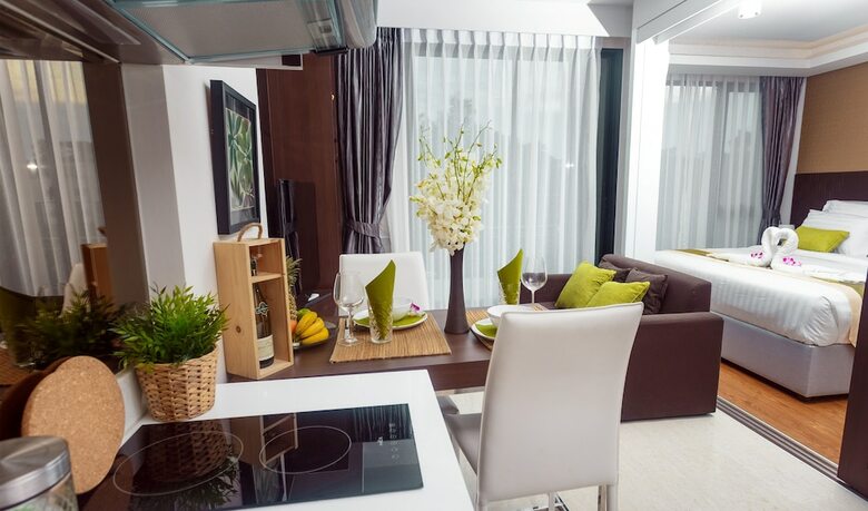Apartamentos Aristo Resort Phuket 620 By Holy Cow