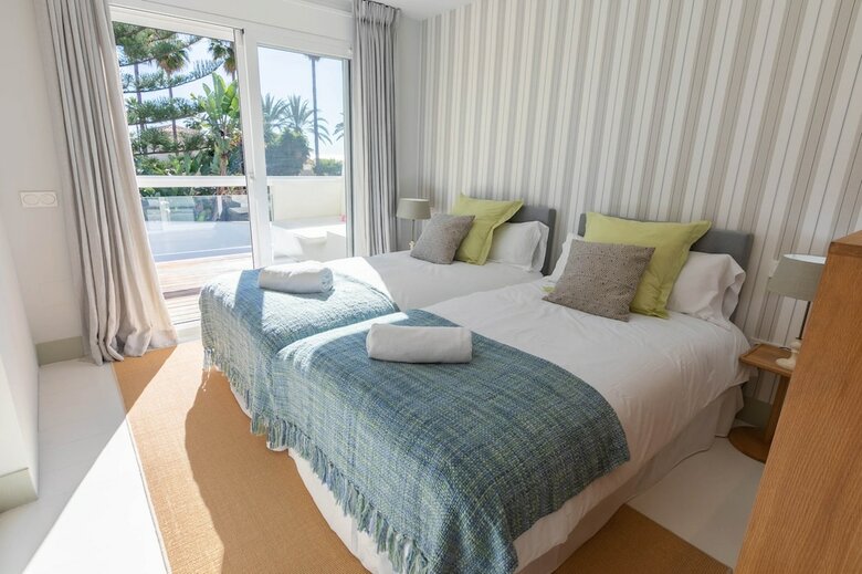 Guadalmina Beachfront Villa