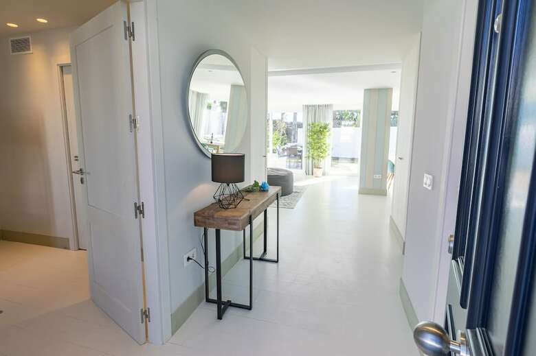 Guadalmina Beachfront Villa