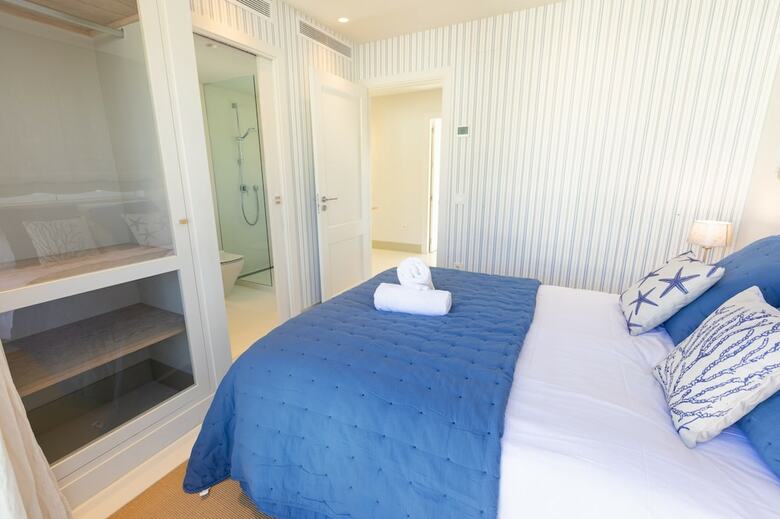 Guadalmina Beachfront Villa