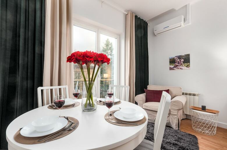 Apartamentos Little Home - New Deco