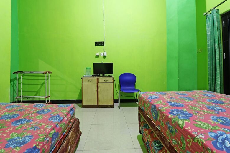 Hotel Penginapan Qarina
