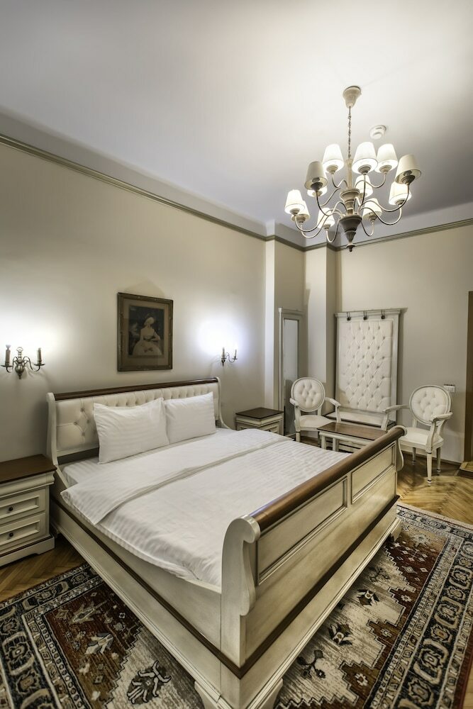 Hotel Casa Gotica Residence
