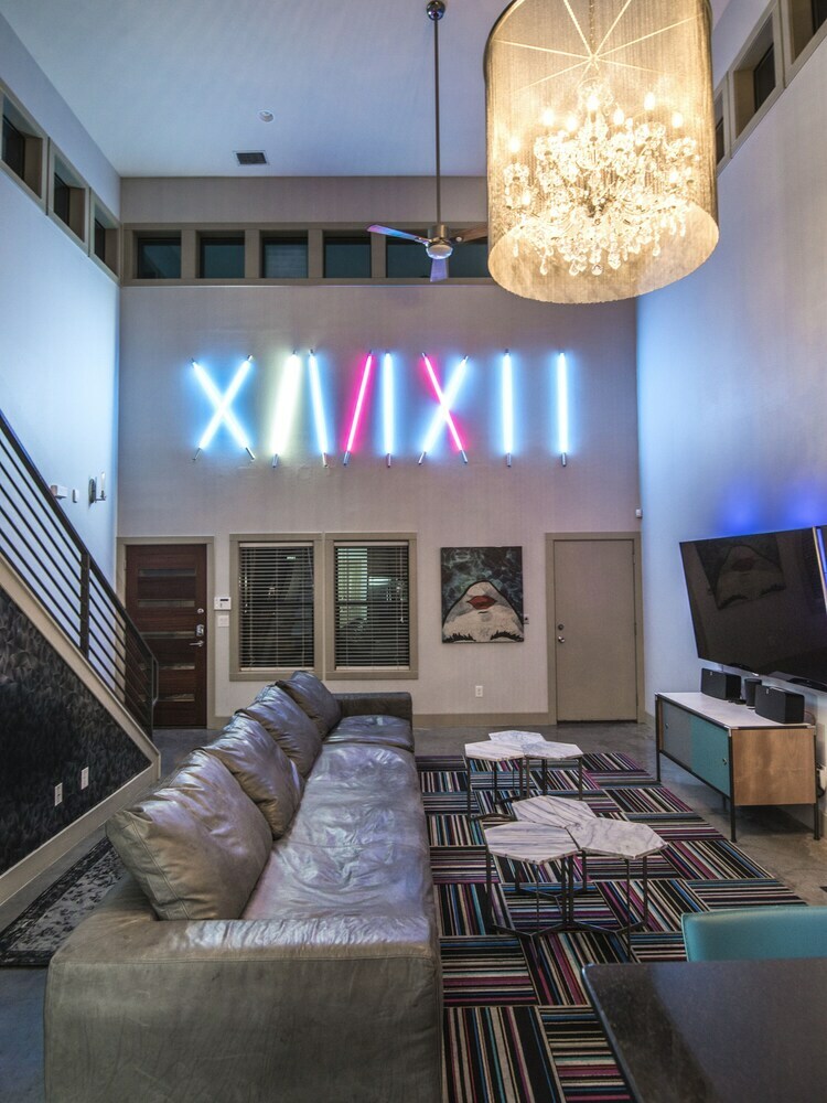 Wow Nirvana Home