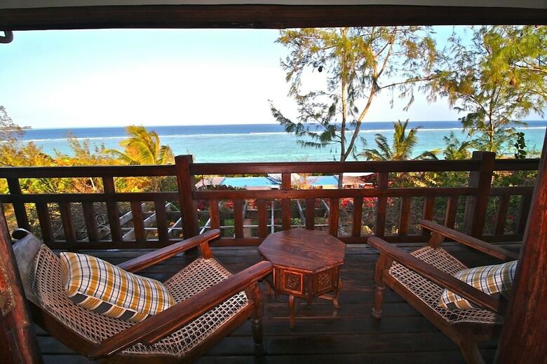 Villa Paradise On The Ocean