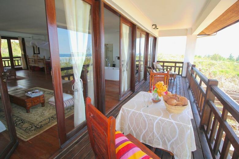 Villa Paradise On The Ocean