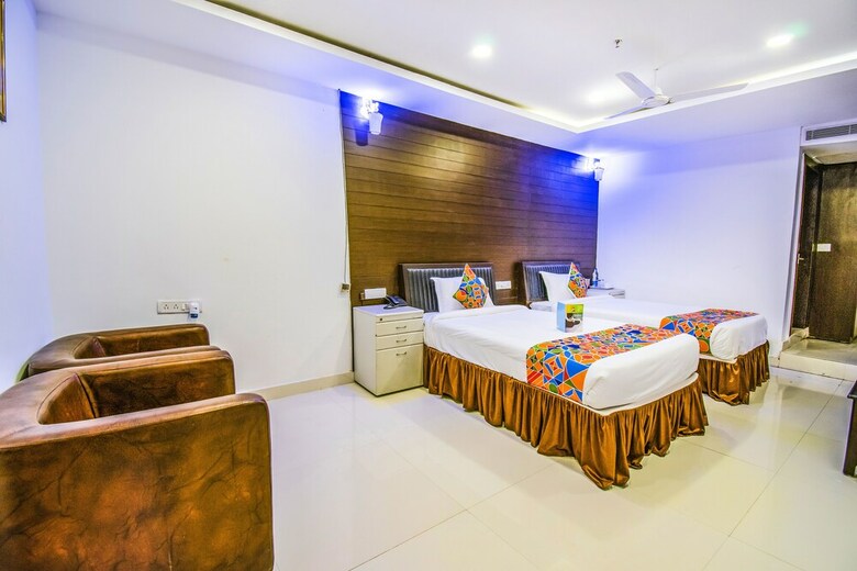 Fabhotel Abhinand Grand
