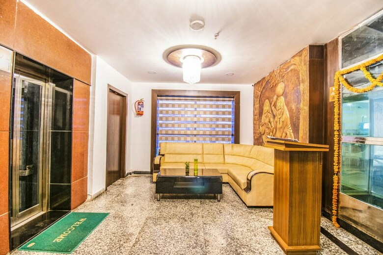 Fabhotel Abhinand Grand