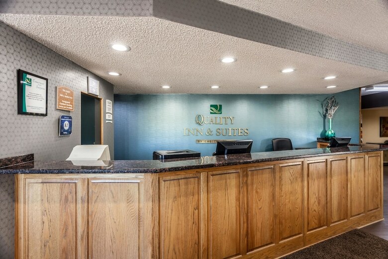 Motel Quality Inn & Suites