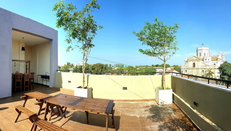 Hive 68 - Hotel And Resorts Negombo
