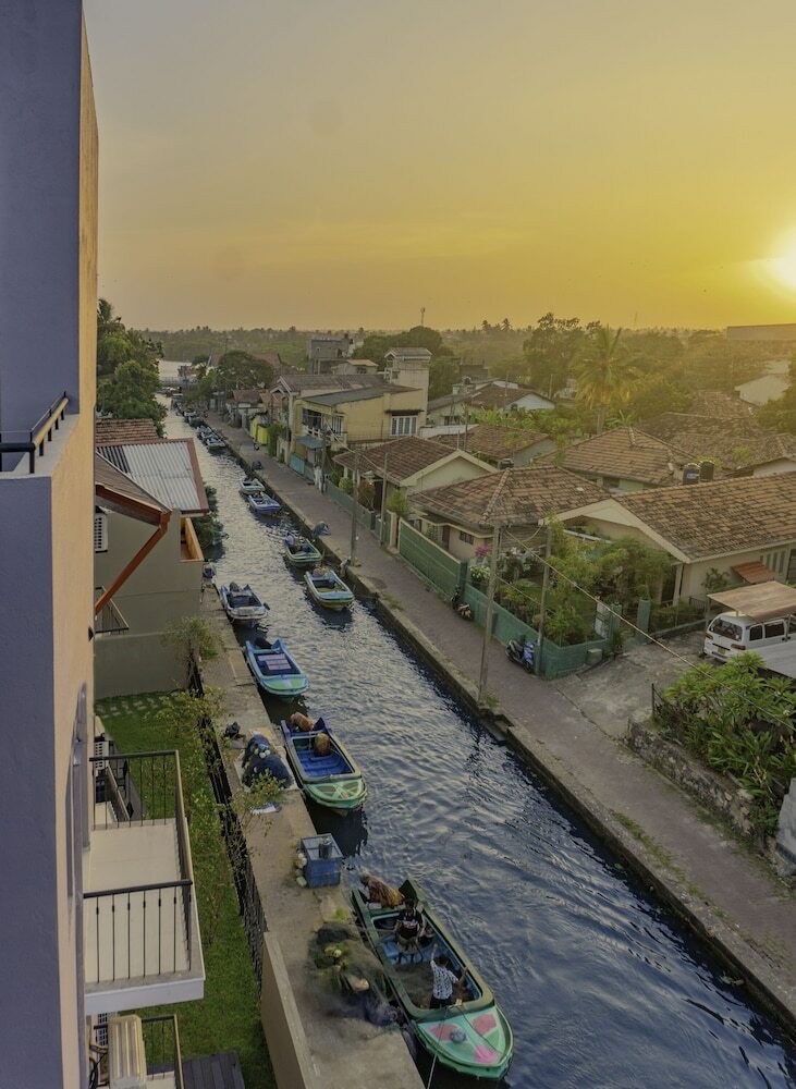 Hive 68 - Hotel And Resorts Negombo