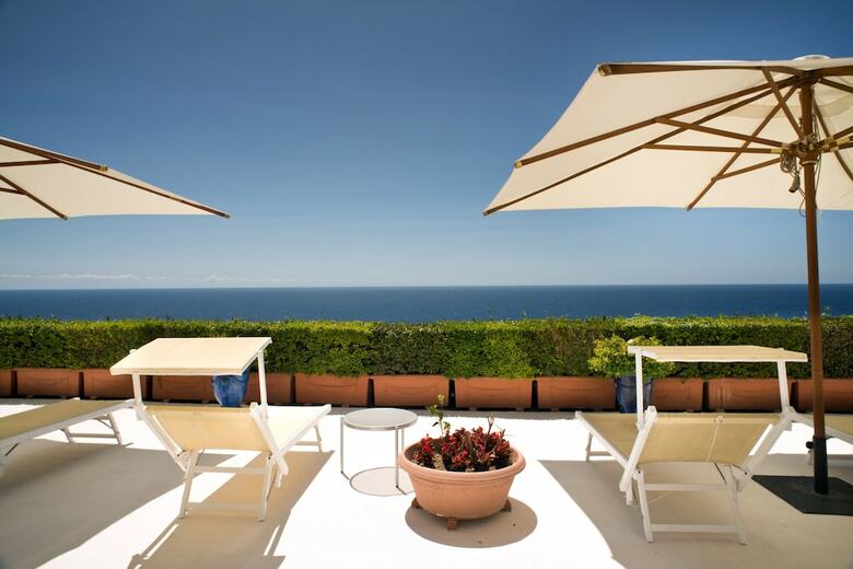 Hotel Villa Blue Grotto Bay